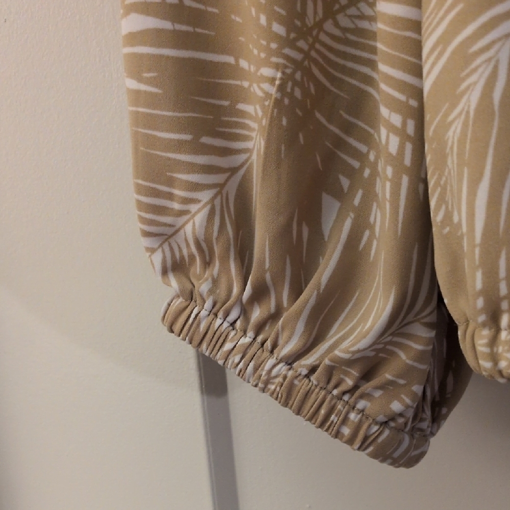 Michael Kors Beige and White Off-Shoulder Ruffle Blouse (New) - Picture 4 of 7